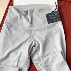 DYI Herringbone and Grey Medium leggings NWT